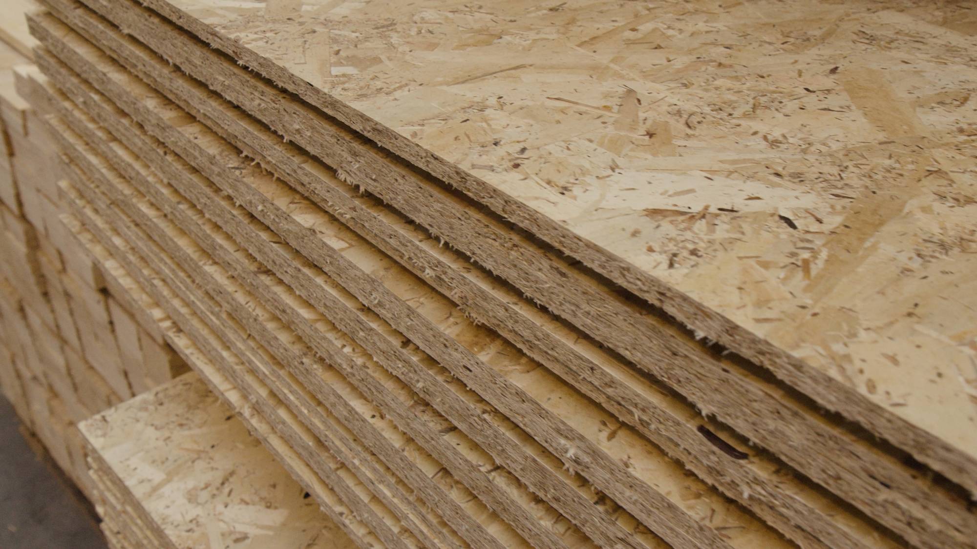 melas-imballaggi-in-legno-travi-compensato