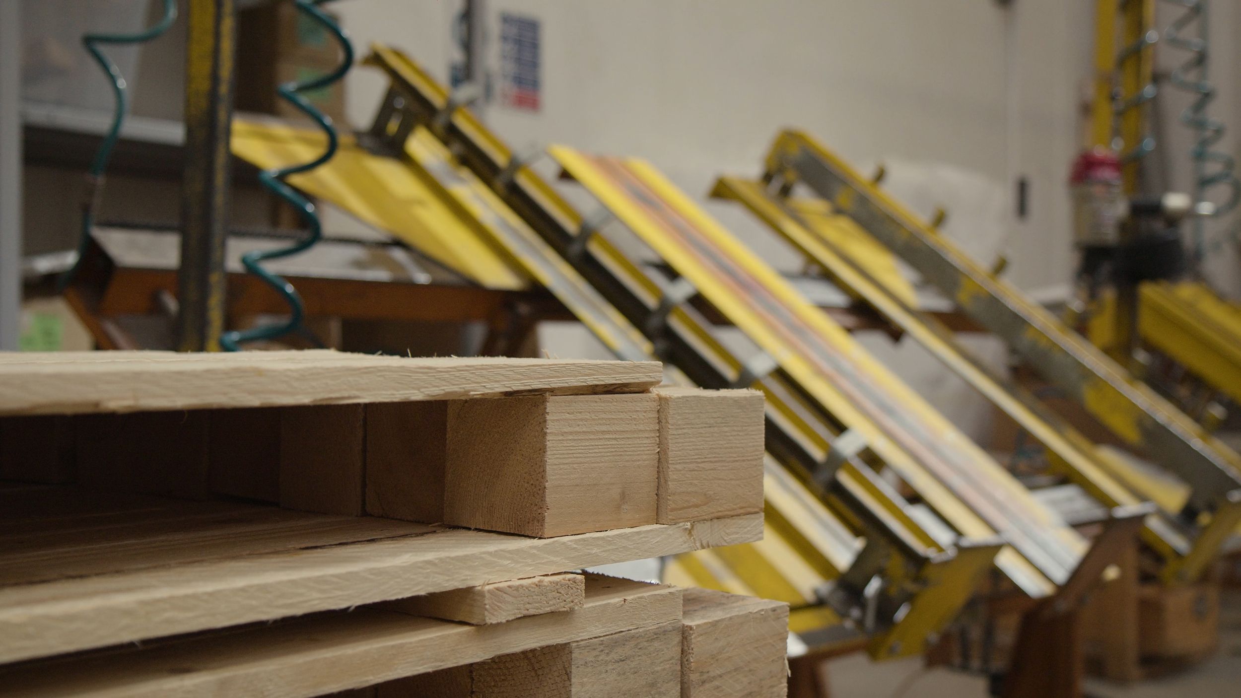 melas-imballaggi-legno-como-gabbie-in-legno